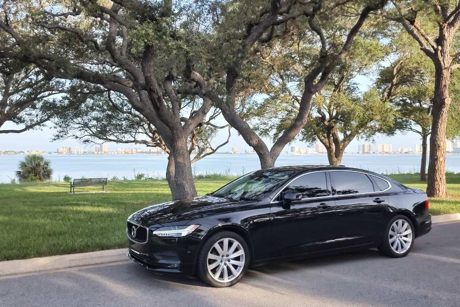 Tampa Bay Limo and Private Car Services